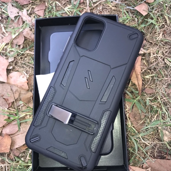 Samsung Galaxy A02s Transform case by Zizo. - Picture 3 of 6